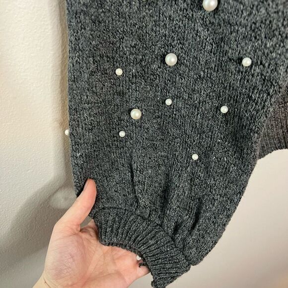 Goodnight Macaroon ‘Sabah’ Pearl Studded Mock Neck Sweater - Picture 4 of 7